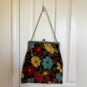 Christiana-Vintage-Metal Frame-Hand Beaded Floral Embellished Boho Shoulder Bag.